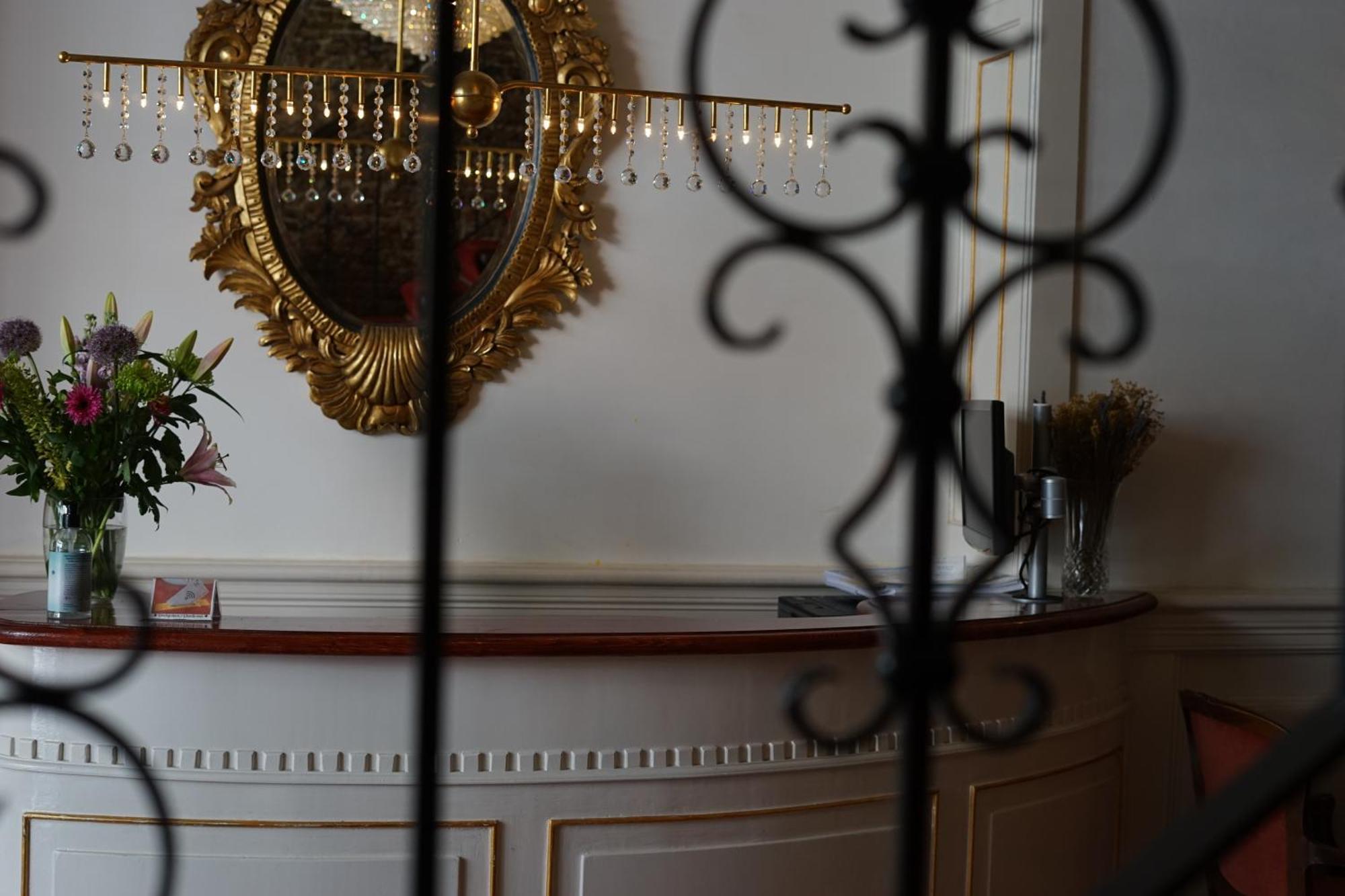 De Gulden Waagen Otel Nijmegen Dış mekan fotoğraf